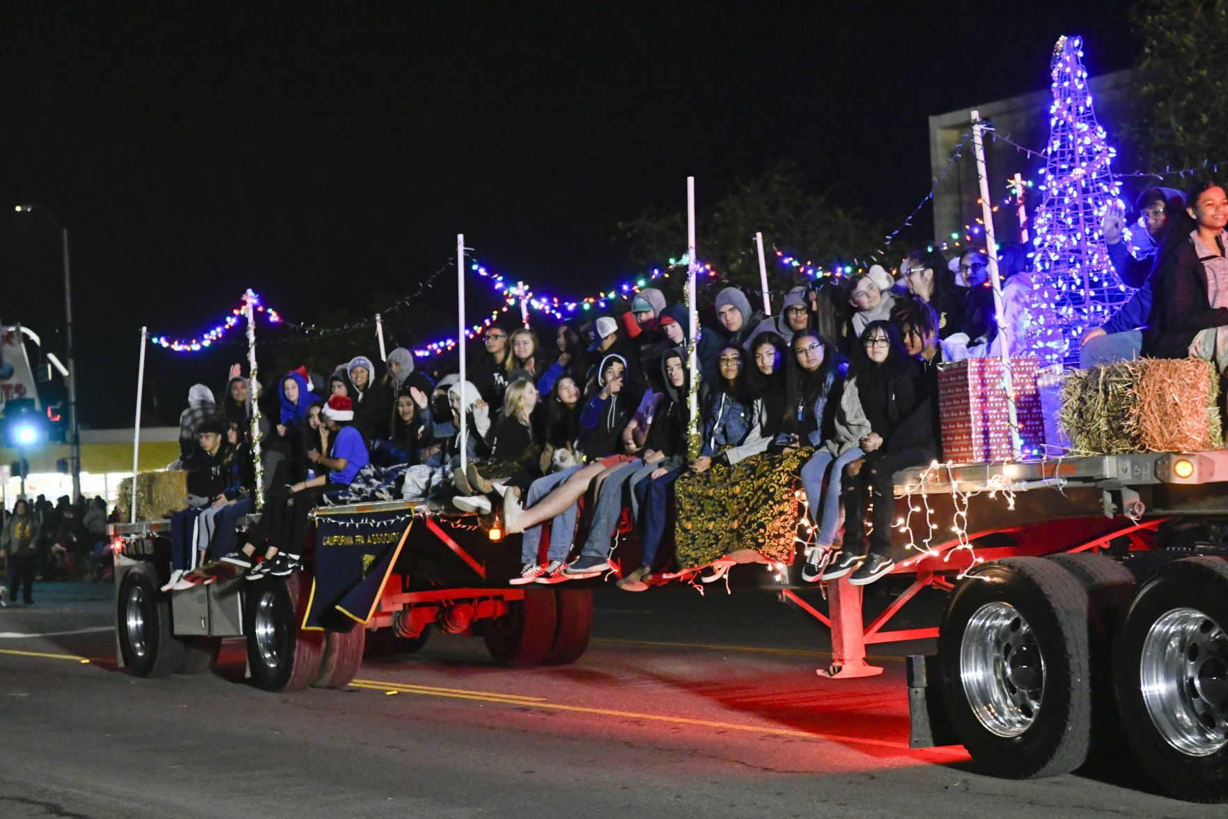 120619 Lompoc Christmas Parade 69.jpg